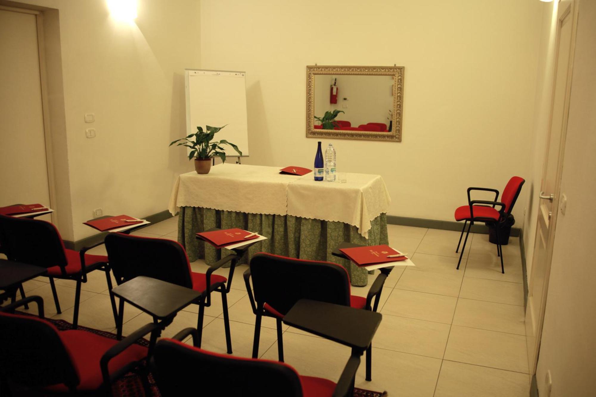 Hotel La Colonna Сиена Экстерьер фото